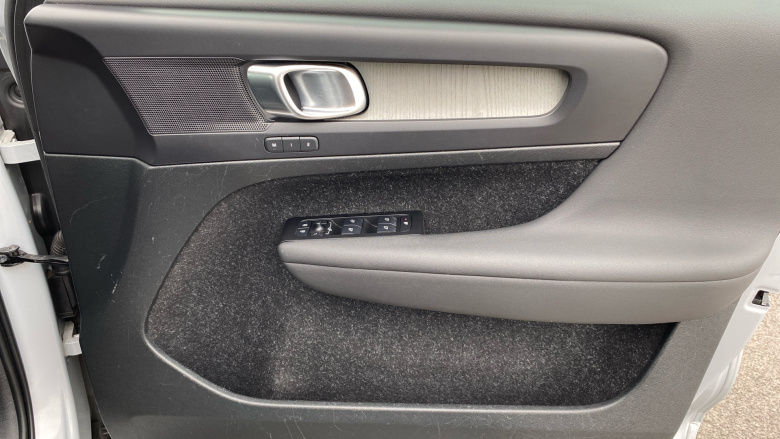 Volvo Xc40 1.5 T3 [163] Inscription Pro 5dr Geartronic Petrol Estate